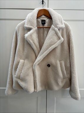 GAP Cream Teddy Sherpa Jacket